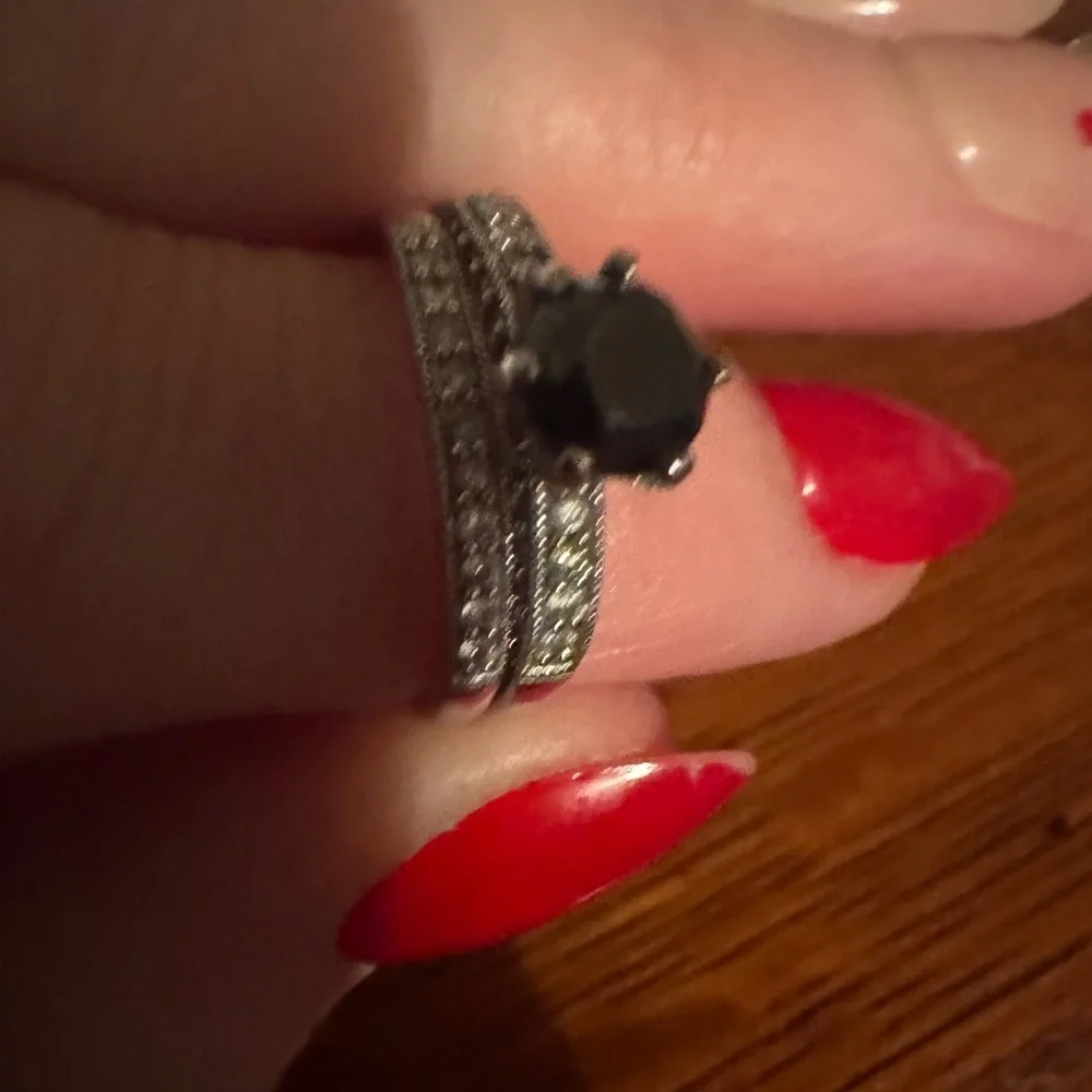 Black and Silver White Gold Bridal Set